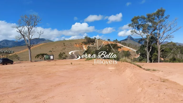 Imagem Terreno em Condomínio Espetacular em Itaipava, Petrópolis/RJ