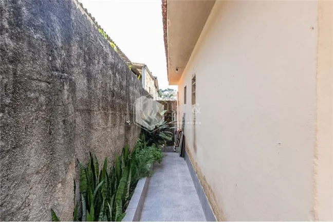 Imagem Casa à venda 3 Quartos 3 Vagas 170M² Jardim das Imbuias São Paulo - SP