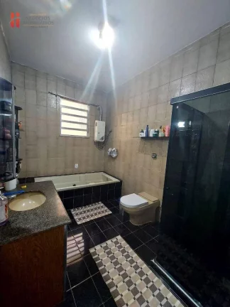 Imagem Casas à venda, 260 m² por R$ 1.700.000 - Jardim Vinte e Cinco de Agosto - Duque de Caxias/RJ