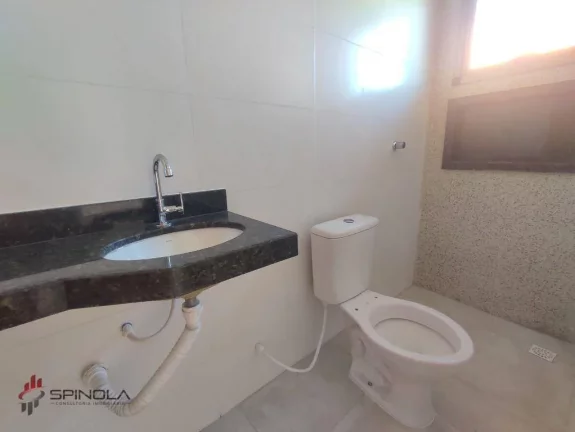 Imagem Casa com 2 dormitórios à venda, 68 m² por R$ 350.000,00 - Maracanã - Praia Grande/SP