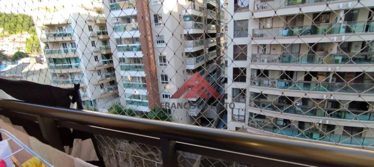 Imagem Apartamento com excelente localização em santa Rosa,rua com varios empreendimentos de alto padrão,imovél composto de Varanda gourmet,e outra varanda n