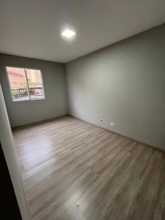 Imagem Apartamento com 2 Quartos no Fazendinha - Cic - R$210 mil