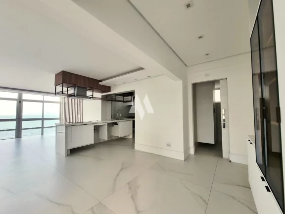 Imagem Apartamento padrão de 3 dormitórios sendo 2 suítes frente mar na Aparecida