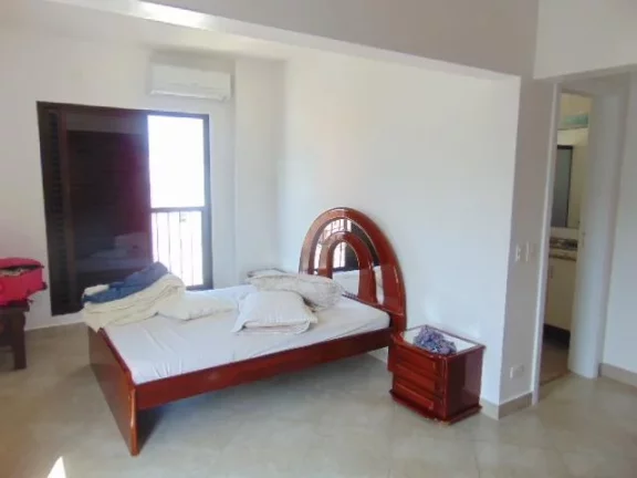 Imagem PITANGUEIRAS - MARAVILHOSA COBERTURA , 01 QUADRA DA PRAIA , 250 M² ÚTEIS , 03 VAGAS DE GARAGEM.