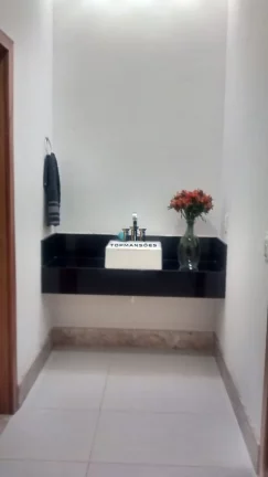 Imagem Excelente casa de condomínio 4 quartos no Gran Royalle Confins