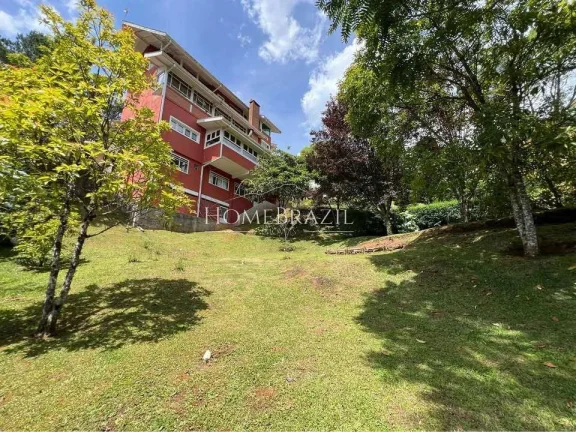 Casa, com 5 quartos, 520m2