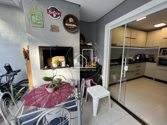 Imagem Casa / Sobrado para Venda em Florianópolis / SC no bairro São João do Rio Vermelho