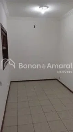 Imagem Excelente sobrado em condomínio tranquilo e arborizado, com 196 m² de construção em terreno ampl...