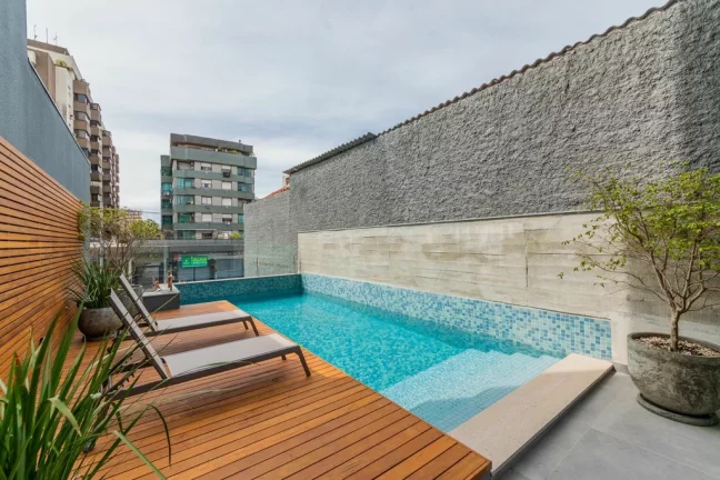 Imagem Apartamento com 2 Quartos à Venda, 75 m² em Menino Deus - Porto Alegre