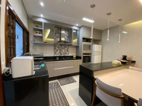 Imagem Sobrado com 2 dormitórios à venda, 190 m² por R$ 600.000,00 - Jardim Estela - Poá/SP
