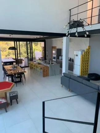 Imagem Sobrado com 5 dormitórios à venda, 529 m² por R$ 4.500.000,00 - Cigarras - São Sebastião/SP