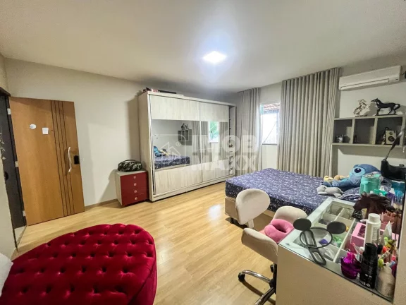 Imagem Casa à Venda em Taguatinga Sul, 300m², 3 Quartos, 2 Suítes SMT