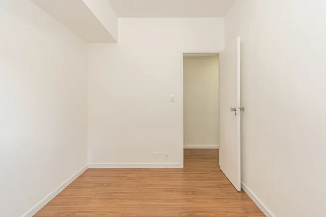 Imagem Apartamento Gávea - 24M², 4 Dorms, 1 Suíte, 1 Vaga Demarcada, Piscina, Salão de Festas, Playground, Área Verde.