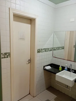 Imagem Imóvel Comercial para alugar em Centro de 714.65m² com 4 Garagens