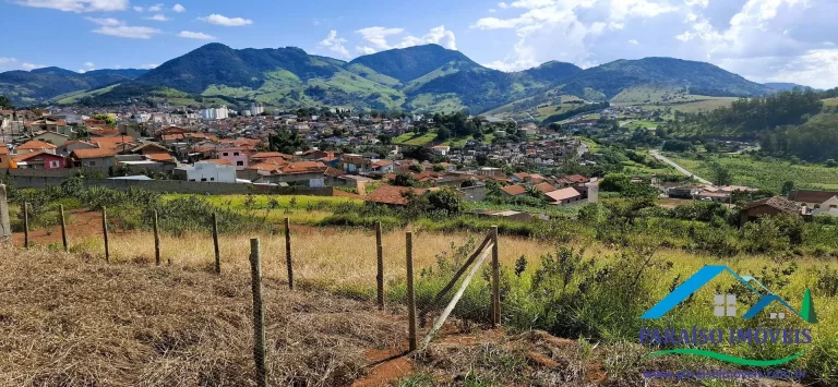 Imagem Seu Sonho Começa Aqui: Lote no Residencial Porto Bello, Paraisópolis!