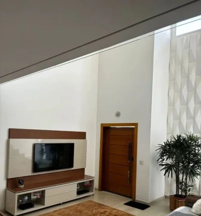 Imagem Casa em Condomínio de Luxo à Venda em Sorocaba-SP: 3 quartos, 3 suítes, 3 salas, 5 banheiros, 4 vagas e 220m² de área.