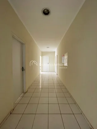 Imagem Ampla sala comercial disponível para locação em Paulínia, com 300 m² de área bem distribuída,...