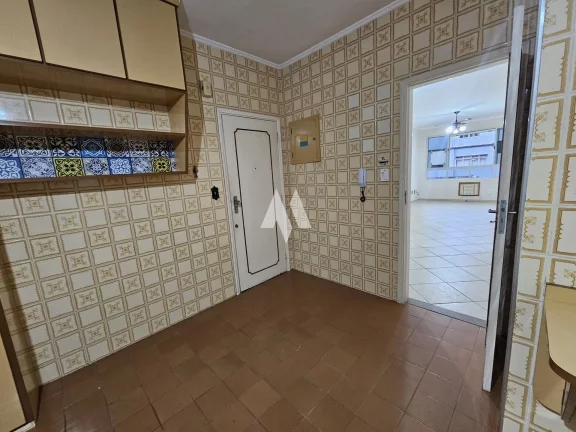 Imagem Apartamentde 2 Dormitórios sendo 1 suíte, 104m², Dependência Completa e Vaga de Garagem Demarcada