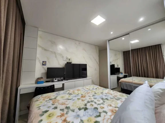 Imagem Apartamento com 3 dormitórios sendo 1 suíte e 1 vaga de garagem em Joinville/SC