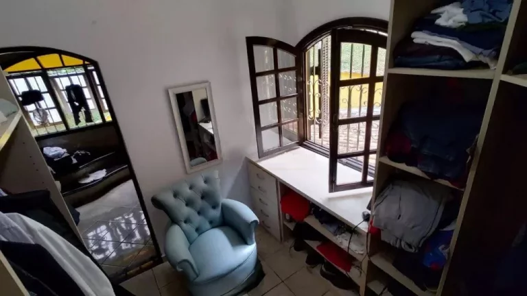 Imagem Casa para locação no condomínio Colonial Village em Caucaia do Alto, Cotia - SP | Batelli Imóveis