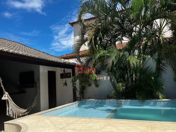 Imagem Casa com 3 dormitórios à venda, 180 m² por R$ 790.000,00 - Guriri - Cabo Frio/RJ