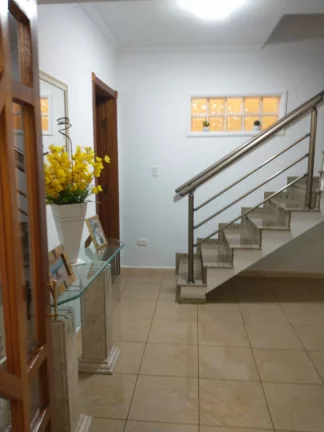 Imagem CASA TÉRREA COM 225 METROS CONSTRUÍDO E EDICULA.