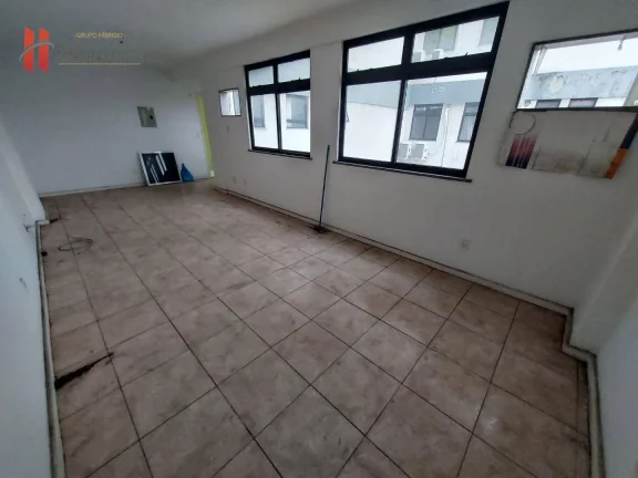 Imagem Sala comercial com 42m²na esquina com a Av. Brigadeiro Lima e Silva.