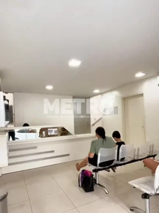 Imagem Clínica à venda com 16 salas, recepção, copa, estacionamento, PETROLINA - PE