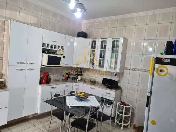 Imagem Casa Sobrado, 2 dormitórios, piscina, 4 vagas, Caçapava.