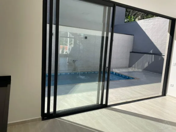 Imagem COND. ARCO ÍRIS. 03 SUÍTES E PISCINA.