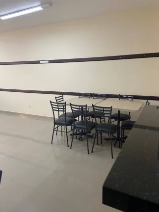 Imagem Apartamento Térreo no Portão com 3 Quartos - R$350 mil