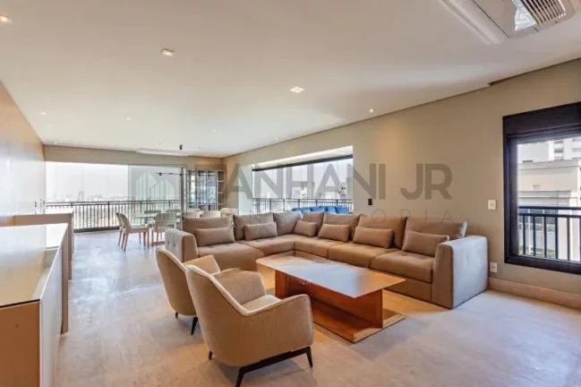 Imagem Apartamento de alto padrão no Jardim Paulista: 3 quartos, 3 suítes, 3 salas e 4 vagas de garagem!