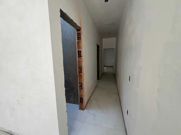 Imagem Sobrado com 2 suítes e 1 vaga de garagem em Camboriú
