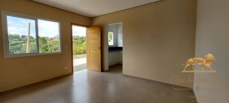 Imagem Casa com 350m² no Alto no Capivari em Campos do Jordão/SP