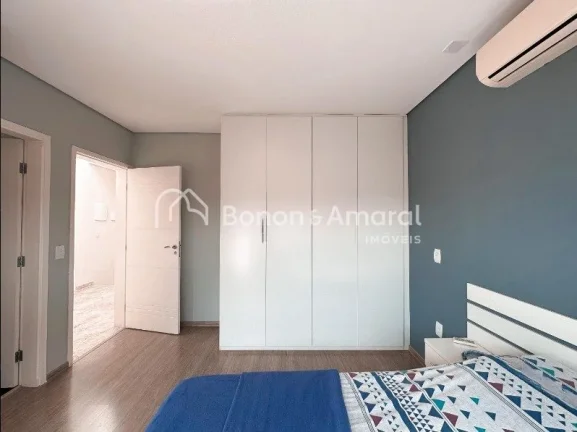 Imagem Casa à venda no condomínio Flor da Serra, em Valinhos, pela Davanti Imóveis. Este encantador sobr...