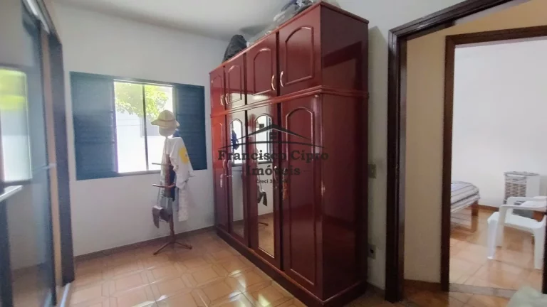 Imagem Casa à venda no bairro Jardim Rony - Guaratinguetá/SP