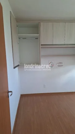 Imagem Apartamento semi-mobiliado no Spazio La Vitta, 2 quartos, cozinha planejada, vaga coberta, próximo à UEL, área de lazer e mini market no condomínio.