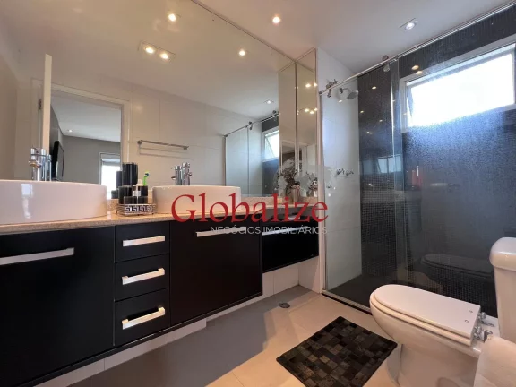 Imagem Apartamento à venda com 189m², 4 quartos, 2 suítes, 3 vagar e lazer completo por R$2.500.000,00 na Ponta da Praia em Santos