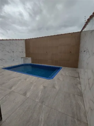 Imagem Casa Isolada na Praia Grande,com piscina 2 quartos sendo 1 suite 3 garagem