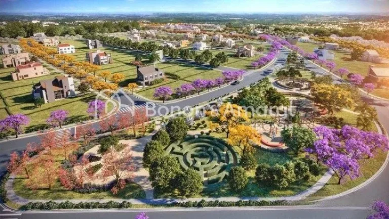 Imagem Excelente lote de esquina, à venda no Condomínio Arborais em Campinas com 498,35 m². 

O local of...