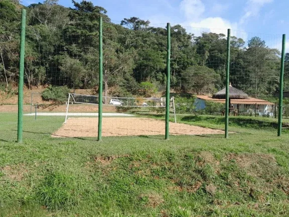 Imagem Casa em Condomínio para Venda em Teresópolis / RJ no bairro Colônia Alpina