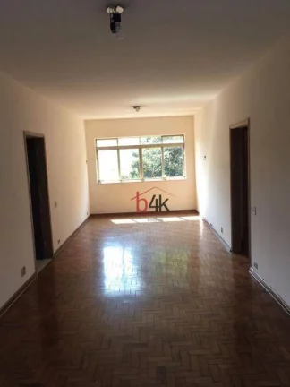 Imagem Apartamento com 3 dormitórios à venda em Moema!