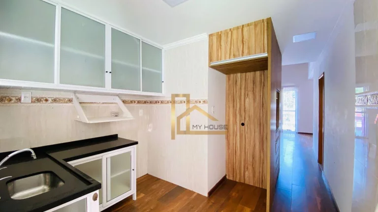 Imagem Casa com 3 quartos sendo 1 suíte no térreo à venda, 120 m² por R$ 670.000 - Granja Guarani - Teresópolis/Rio de Janeiro