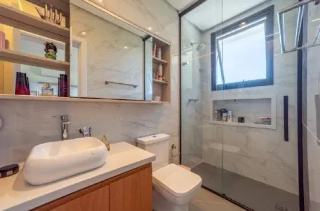 Imagem Casa em Condomínio com 5 dormitórios sendo 4 suites 340m²,