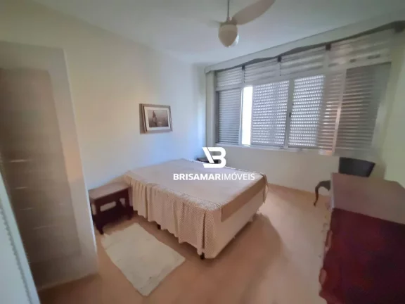 Imagem PITANGUEIRAS- UMA QUADRA DO MAR , AMPLO APARTAMENTO , GARAGEM DEMARCADA NO PRÉDIO.