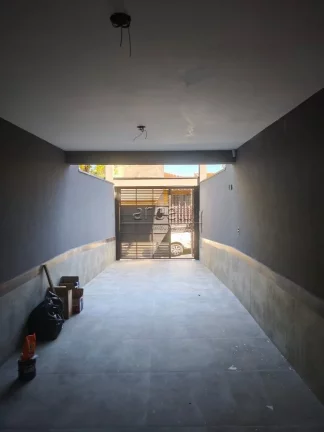 Imagem Sobrado com 160 M², 03 dormitórios sendo 01 suíte, 1 banheiro social e lavabo, sala para dois amb...