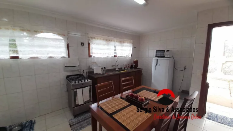 Imagem Casa a Venda na Região do Descansópolis em Campos do Jordão - SP