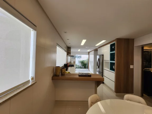 Imagem Sobrado Alto padrão, 3 dorms ( 2 suítes), 6 vagas, piscina e churrasqueira no Parque Anchieta São Bernardo do Campo