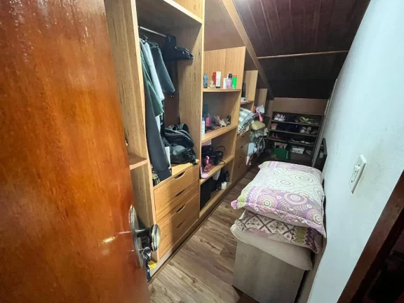 Imagem Vendo esta excelente cobertura Nova Friburgo. Centro do bairro Cônego.