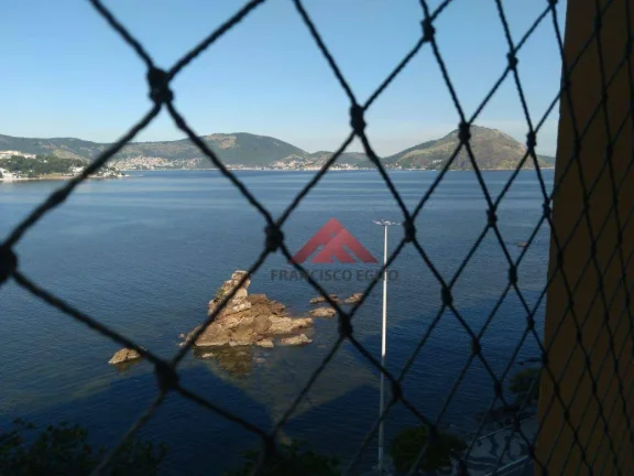Imagem Apartamento vista mar, sala amplacom 3 quartos à venda, 130 m² por R$ 1.050.000